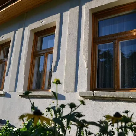 Turjan Vendeghaz Guest house 3*